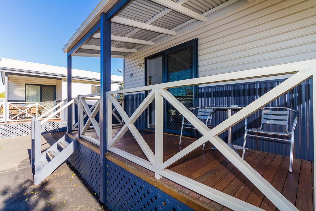 Riverside Cabin Park Eaton Exterior foto