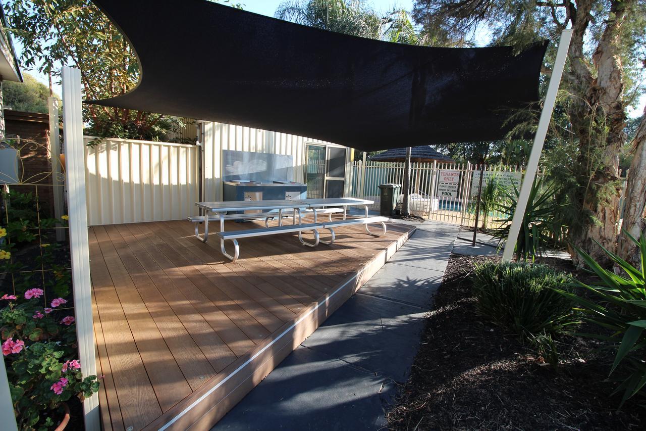 Riverside Cabin Park Eaton Exterior foto