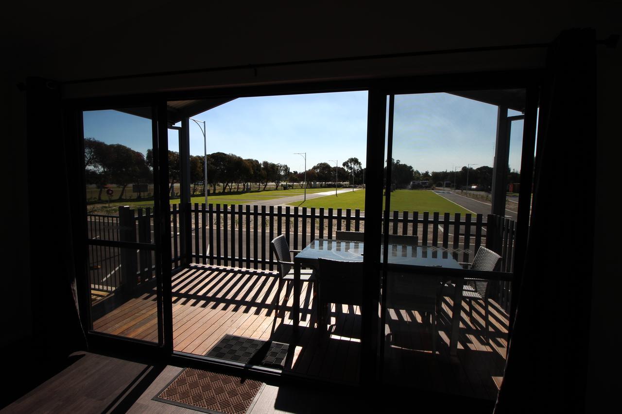 Riverside Cabin Park Eaton Exterior foto